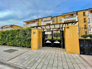 Foto Box in Via TOSCANA 0, Montecorvino Pugliano di 26 m² in vendita
