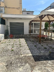 Foto Box a Livorno Coteto di 17 m² in vendita