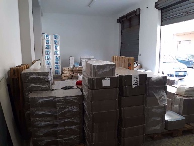Foto Box in Via austria 1, Siracusa Santa Panagia - Teracati di 90 m²