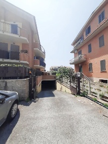 Foto Box in luigi einaudi, Marino in vendita