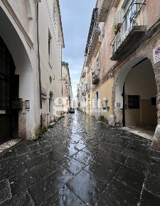 Foto Box in Via PIER DELLA VIGNA 9, Capua Centro di 73 m² in vendita
