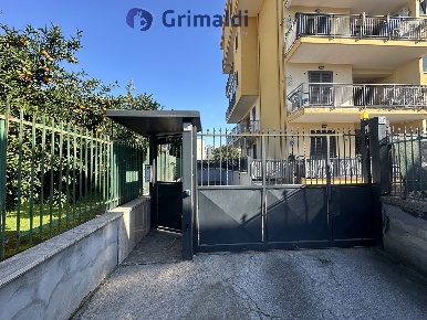 Foto Box in Via Claudio Monteverdi 21, Acerra in vendita