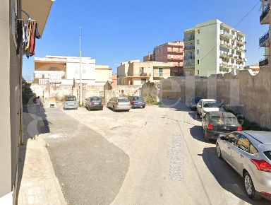 Foto Box a Siracusa Grottasanta - Tunisi di 28 m² in vendita