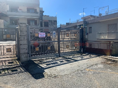 Foto Box in Via Della Quercia 7, Grottaglie in vendita