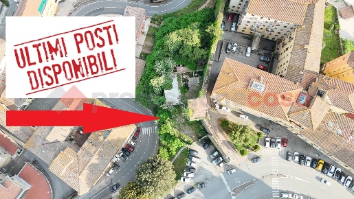 Foto Box in Via garibalbi 6, Siena Lizza - Camollia di 16 m² in vendita