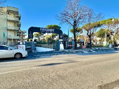 Foto Box in Mura dei Francesi, Ciampino in vendita
