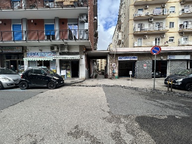 Foto Box in Belvedere, Napoli in vendita