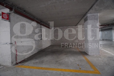 Foto Box in Via Volturno, Venezia Carpenedo - Bissuola di 14 m² in vendita