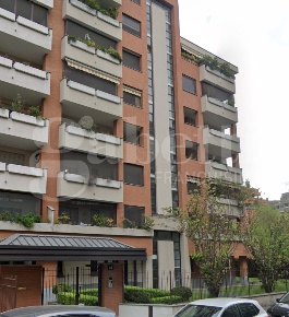 Foto Box in Via Ettore Bugatti 10, Milano in vendita