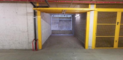Foto Box a Milano in vendita