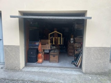 Foto Box a Colle di Val d'Elsa Brera di 22 m² con 1 locali in vendita
