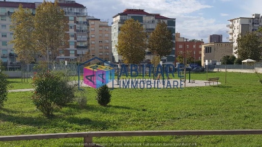 Foto Box a Livorno in vendita