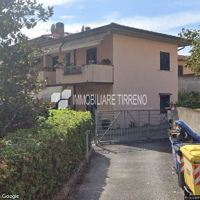 Foto Box a Massa Mirteto di 15 m² con 1 locali in vendita