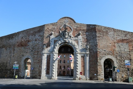 Foto Box a Siena Fuori Porta Camollia di 15 m² con 1 locali in vendita