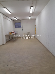 Foto Box a Pontedera in vendita