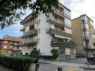 Foto Box a Torino in vendita