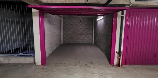 Foto Box a Milano in vendita