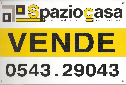 Foto Box a Forlì in vendita