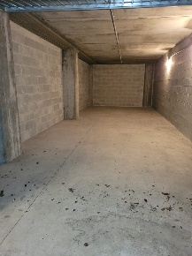 Foto Box a Piacenza Stadio di 18 m² con 1 locali in vendita
