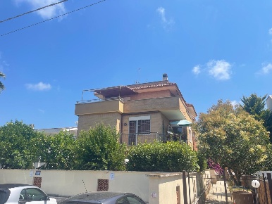 Foto Appartamento in via Delle Rose Lavinio Mare, Anzio in vendita