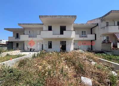 Foto Villa a schiera in Via Valdina 26, Valdina Centro di 150 m² in vendita