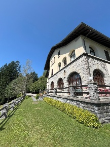 Foto Appartamento in Via Goldoni 7, Alta Valle Intelvi Lanzo D'Intelvi
