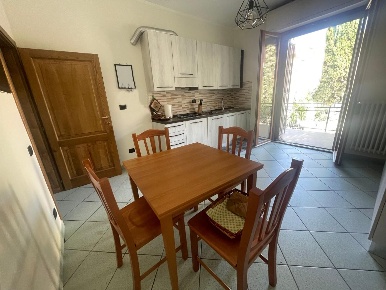 Foto Appartamento a Poggibonsi Centro di 120 m² con 4 locali in vendita