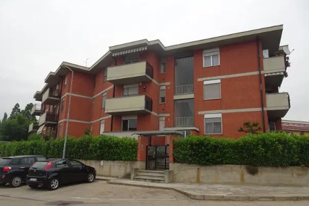 Foto Appartamento a Riva presso Chieri Centro di 80 m² con 4 locali