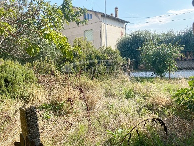 Foto Casa indipendente a Mondolfo di 90 m² con 5 locali in vendita