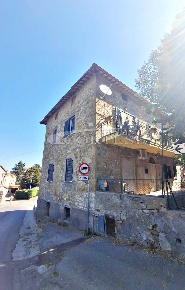 Foto Villa bifamiliare a Perugia di 240 m² con 8 locali in vendita
