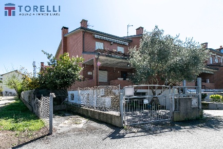 Foto Casa indipendente a Bellaria-Igea Marina di 280 m² con 6 locali