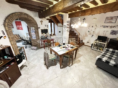 Foto Casa indipendente a Città di Castello di 100 m² con 5 locali