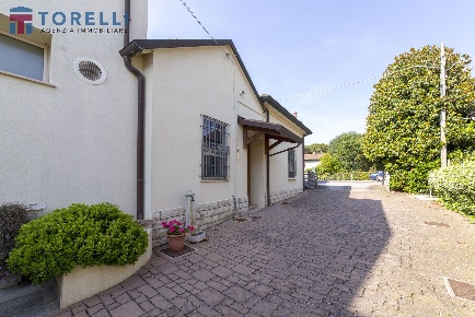 Foto Casa indipendente a Cervia di 87 m² con 4 locali in vendita