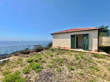 Foto Villa singola in Regione Leschea, Cipressa Centro di 150 m² in vendita