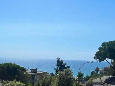 Foto Appartamento in via Padre Semeria 456, Sanremo Foce - Semeria di 70 m²