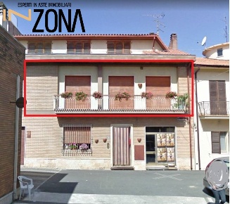 Foto Appartamento in Via Colleventano, Notaresco Centro di 100 m²