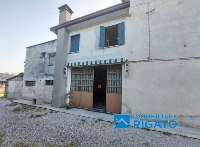 Foto Casa indipendente a Rossano Veneto in vendita