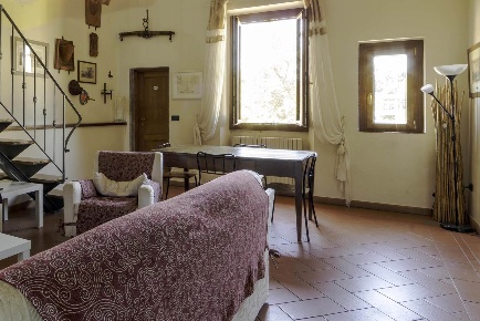 Foto Appartamento in via Ponte alle Mosse, Firenze di 95 m² con 5 locali