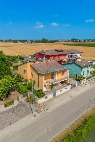 Foto Casa indipendente a Borgo Virgilio Bellaguarda di 152 m² con 5 locali