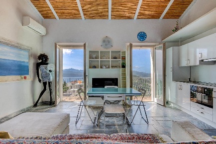 Foto Appartamento a Capoliveri Centro di 85 m² con 2 locali in vendita