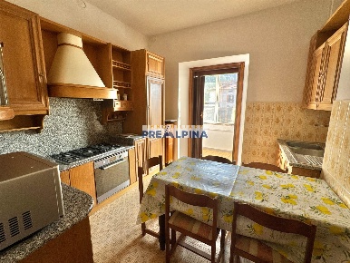 Foto Appartamento in Via Cesare Battisti 27, Gazzaniga Centro di 72 m²