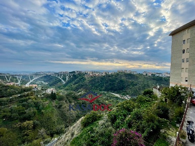 Foto Appartamento in Via Bruno Chimirri, Catanzaro San Leonardo di 112 m²