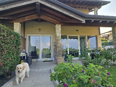 Foto Villa bifamiliare a Soiano del Lago Soiano di 120 m² con 5 locali