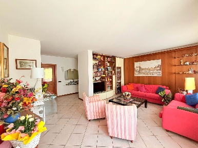 Foto Appartamento in PAOLO UCCELLO, Firenze Isolotto Talenti di 108 m²
