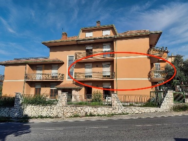Foto Appartamento in via Sabina Sud, Forano di 117 m² con 3 locali