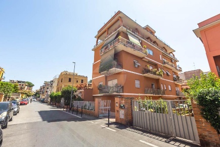 Foto Attico in Via Pio IX, Roma Boccea di 102 m² con 3 locali in vendita