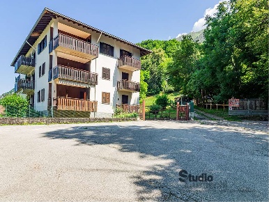 Foto Appartamento in Via al Piso 5, Barzio di 84 m² con 3 locali in vendita