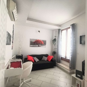 Foto Appartamento a Ancona di 85 m² con 4 locali in affitto