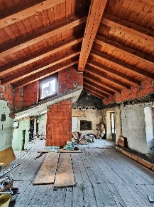 Foto Casa indipendente in via chanoux, Chambave Centro di 200 m² in vendita