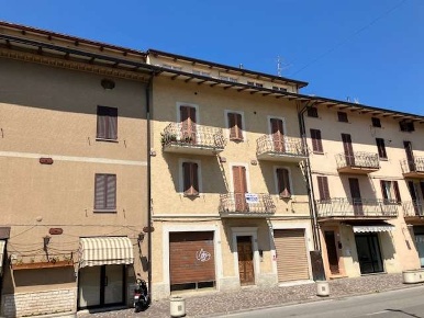 Foto Casa indipendente in via Mameli 29, Valfabbrica Centro di 320 m²